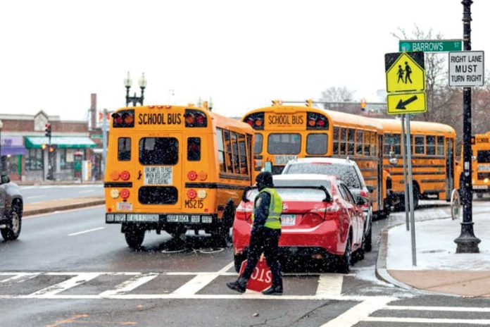 Escuelas con nuevas directivas para proteger a estudiantes de ICE