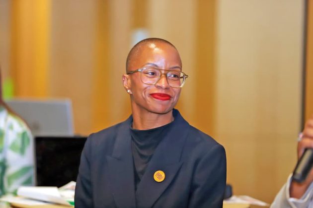 Jenn Stowe directora ejecutiva de la Alianza Nacional de Trabajadoras del Hogar (NDWA)