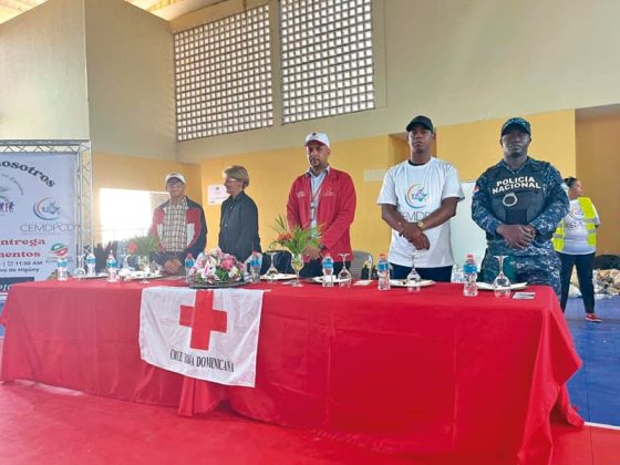 Campa&ntilde;a de la fundaci&oacute;n "Un ni&ntilde;o con esperanza" cont&oacute; con el apoyo de la Cruz Roja Dominicana.