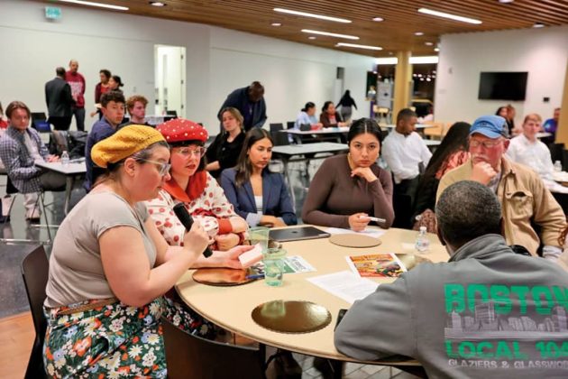 En "La Agenda del Pueblo", todos participan con su voto.