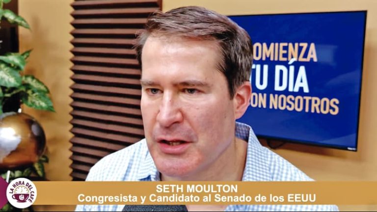 Moulton desafía a Markey por su escaño en el Senado