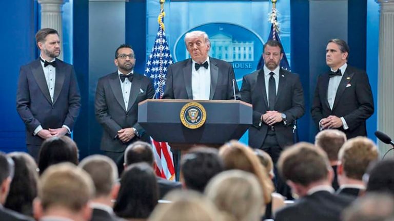 Presidente Trump habla sobre lo peligroso de su cargo.