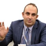 Secretario de Educación, Steve Zrike.