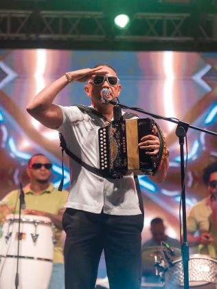La fiesta continua con Geovanny Polanco