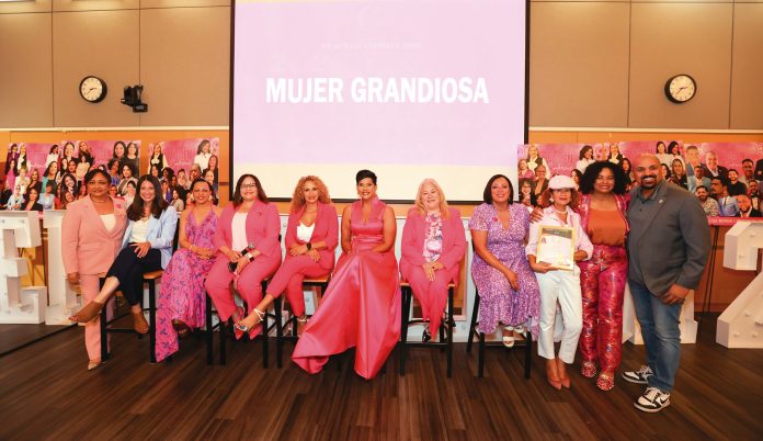 Este grupo de mujeres grandiosas, junto a la anfitriona, la representante Estela Reyes, y las demás invitadas especiales como la senadora Robyn Kennedy, Luz Estrella, Julia Mejía, Vilma Martínez, Wendy Estrella, Zoila Marisol Gómez y Elizabeth Cruz, hicieron posible este encuentro lleno de empoderamiento y propósito.