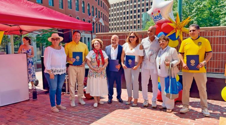 10 Ecuador celebra 8