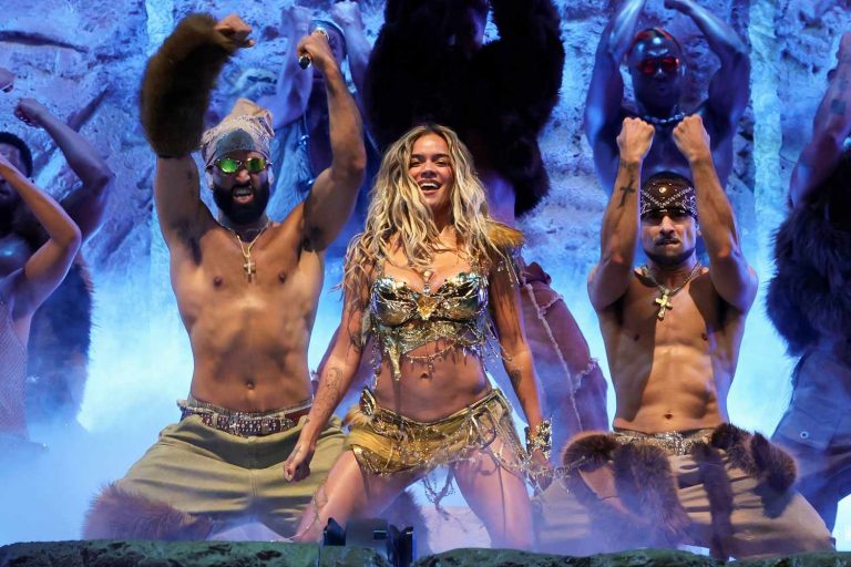 El Dominio Tropicoqueta: Por Qué Karol G en el Gillette Stadium es el Evento Imperdible del Año
